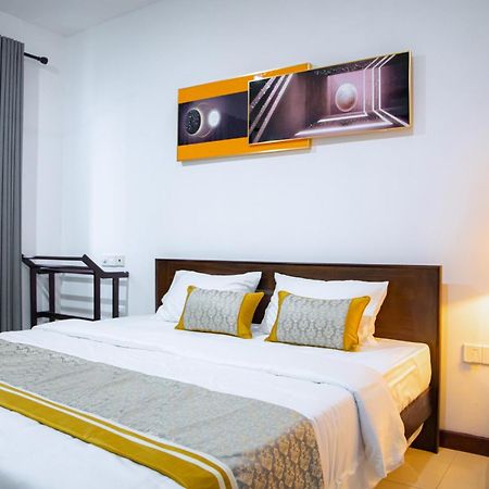 Ceylon City Stay Colombo Dehiwala-Mount Lavinia ภายนอก รูปภาพ
